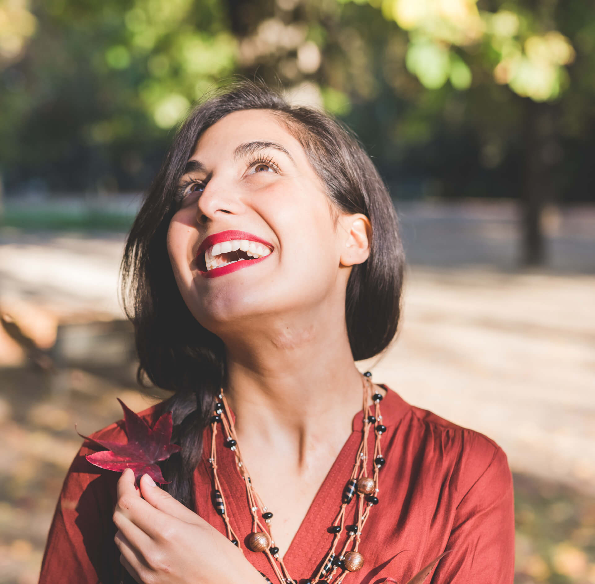 სიცილი არა მხოლოდ სიცოცხლეს ახანგრძლივებს, არამედ… თვალებსაც ეხმარება! 😄