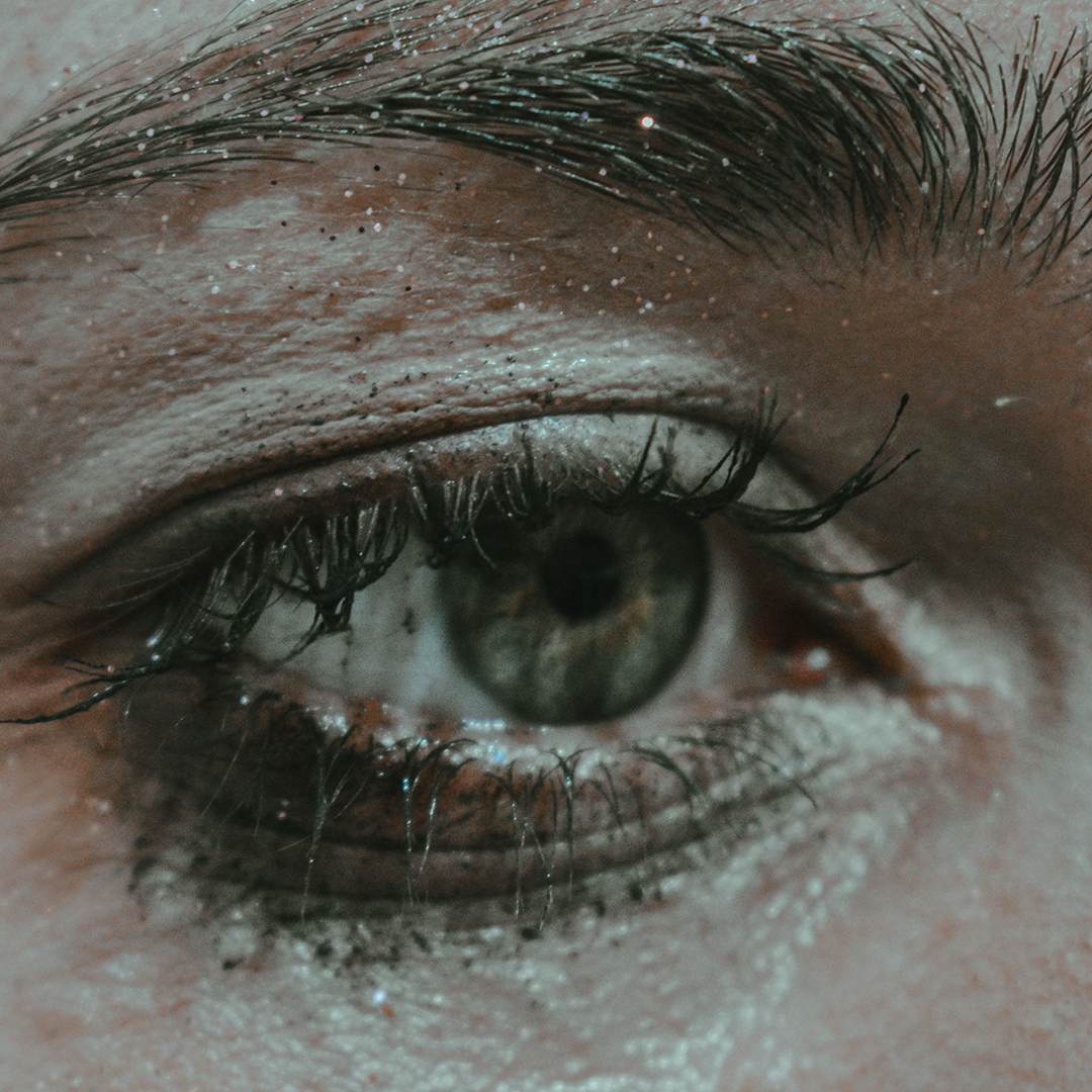 თვალებში „ქვიშის“ შეგრძნება